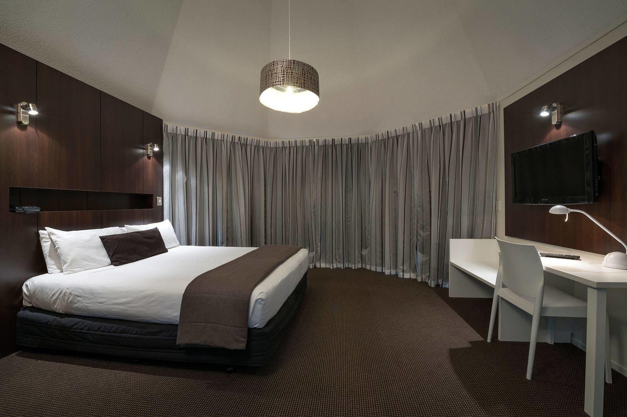 Hotel The Towers On The Park Christchurch Exterior foto